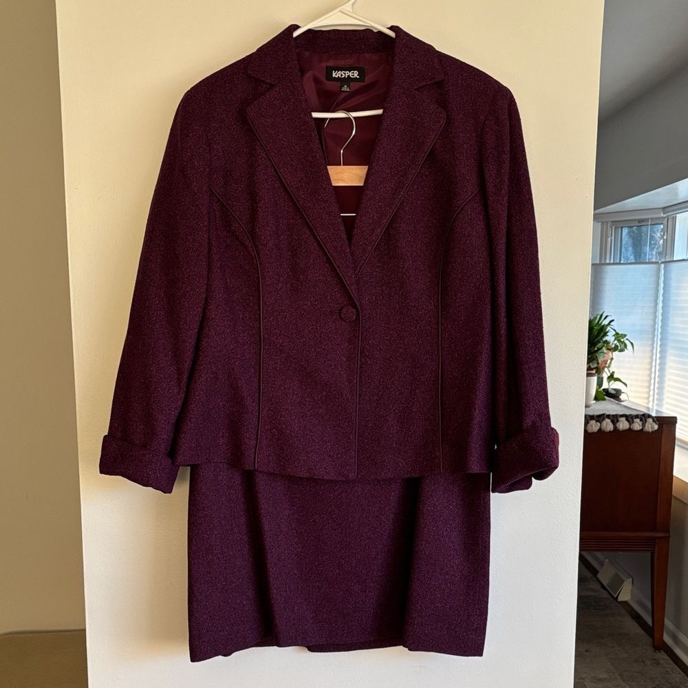 Kasper Women's Deep Purple Blazer and Skirt Set size 16 jacket, 14 skirt.